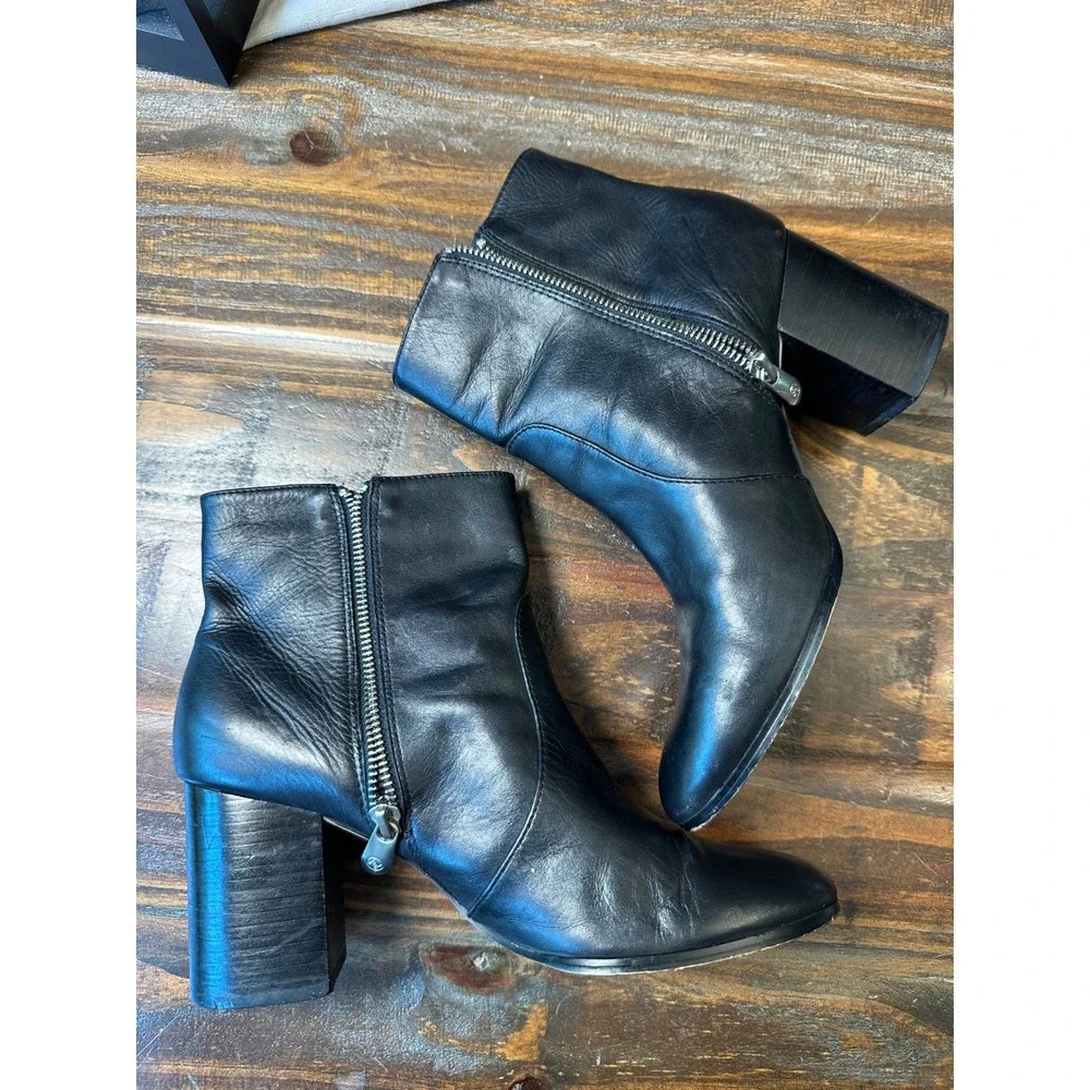 Adrienne Vittadini Black Leather Ankle Boots Block Heel AV-BOB-1 Womens 9